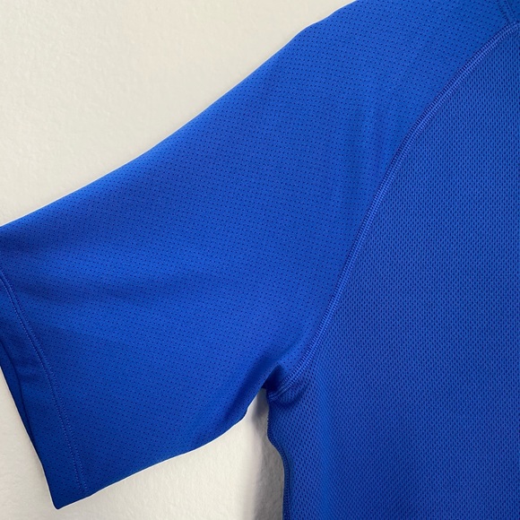 SOLD    Nike • Champion Short Sleeve Shirt - Picture 8 of 13